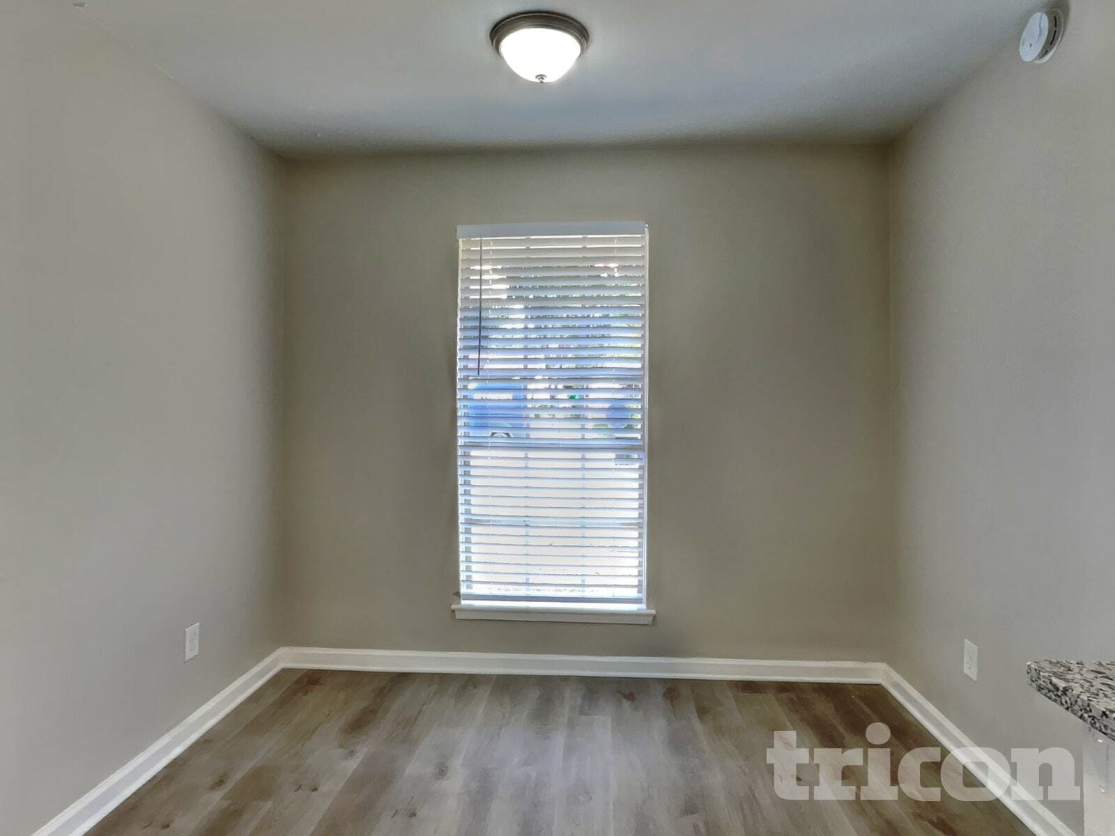 Building Photo - 9007 Gauguin Dr