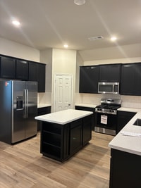 Building Photo - 5822 Roebuck Bay Dr