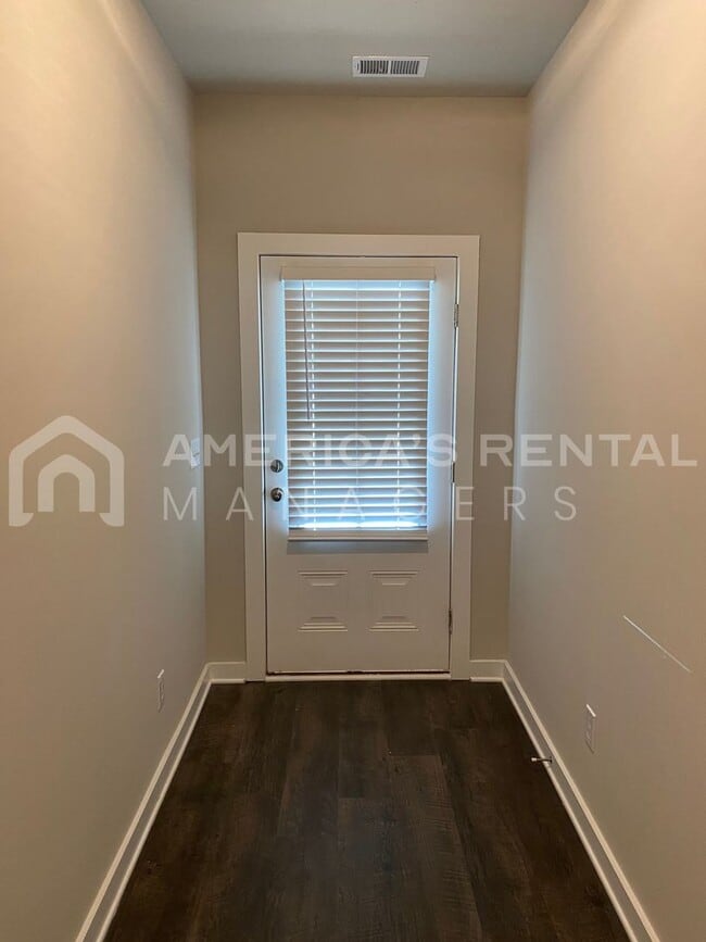 Building Photo - Home for Rent in Jemison, AL...Available to View Now! DEPOSIT PENDING!