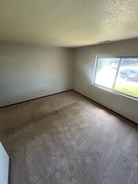 Building Photo - New one bedroom apartment in Butler!