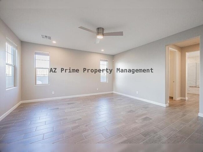 Building Photo - 10046 E Bell Rd