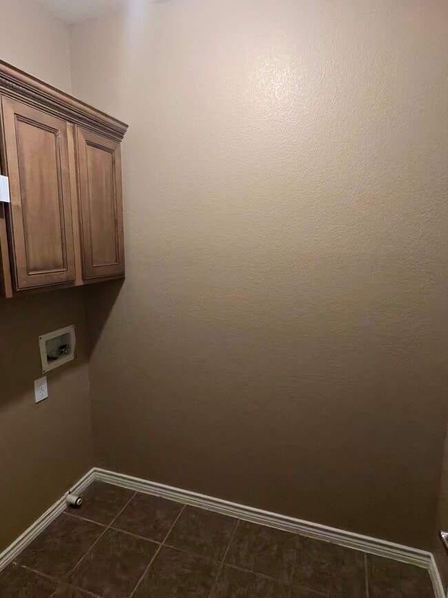 Building Photo - 6072 Pisa Ln