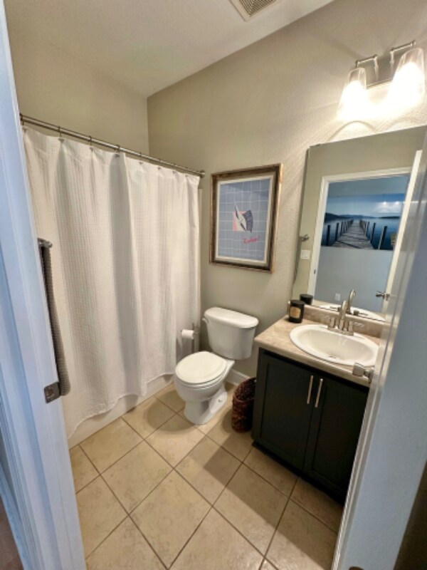 Building Photo - 902 N Davis Hwy