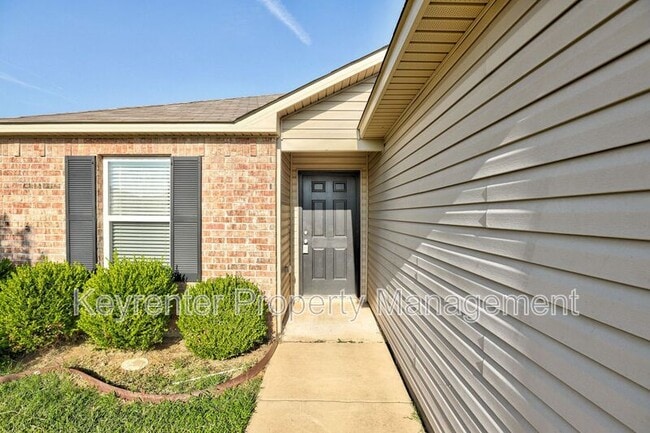 Building Photo - 7613 Lipizzan Rd
