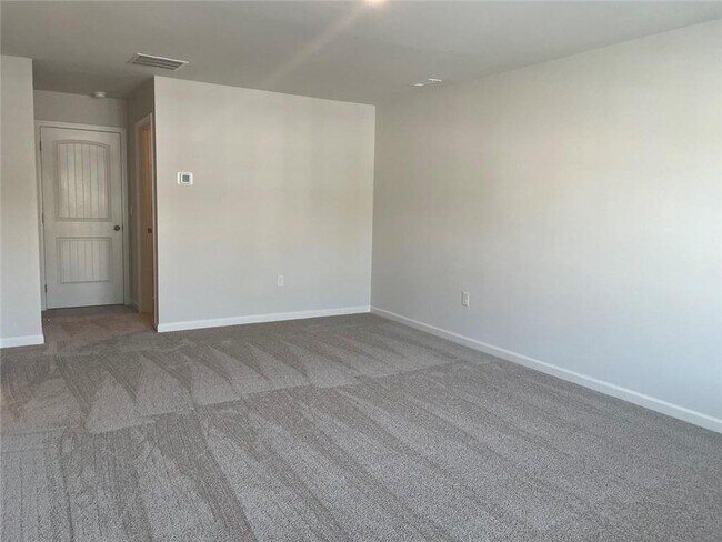 Building Photo - 2202 Blue Monarch Dr