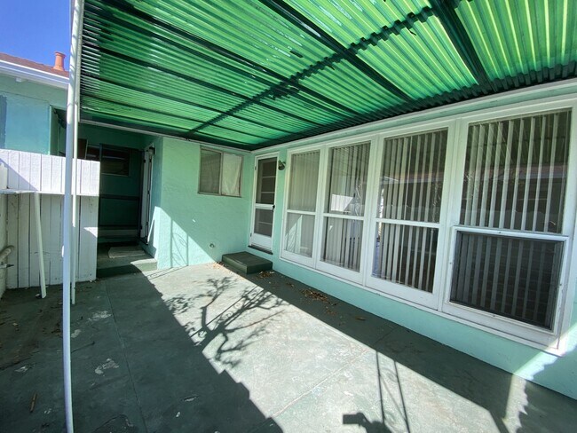 Building Photo - 0166 - MERRY LN