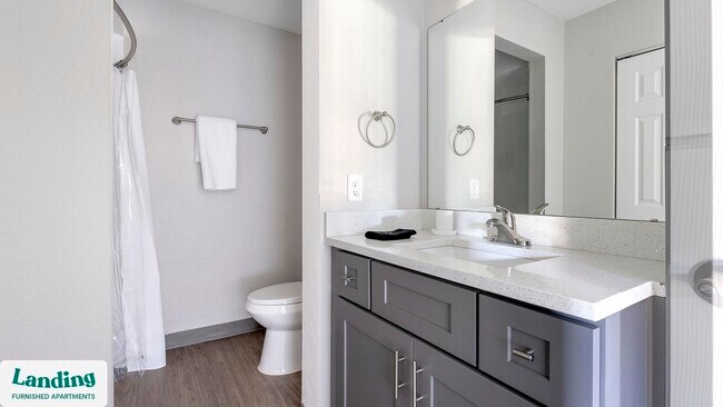 Building Photo - 2305 Aaron St