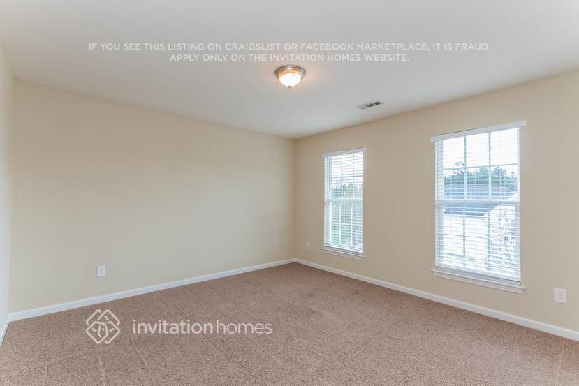 Building Photo - 8515 Castledown Dr