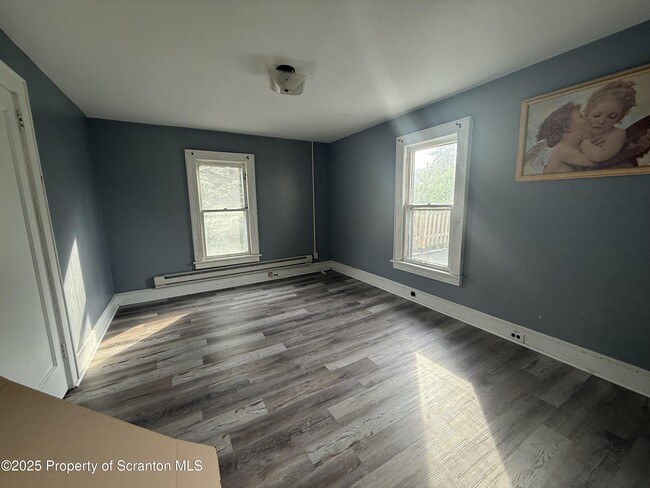 Building Photo - 409 Pittston Ave
