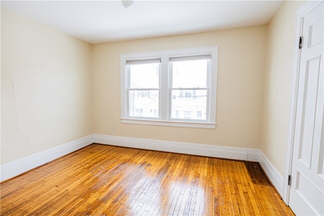 Building Photo - 297-303-303 Dartmouth St