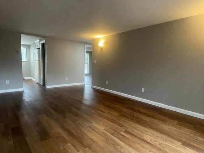 Building Photo - 11 Tideview Path