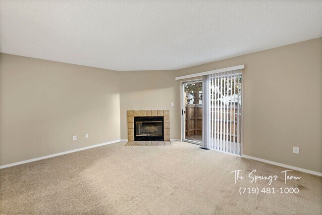 Building Photo - 3BD Condo in Gated Community  - Security Deposit Waiver Available