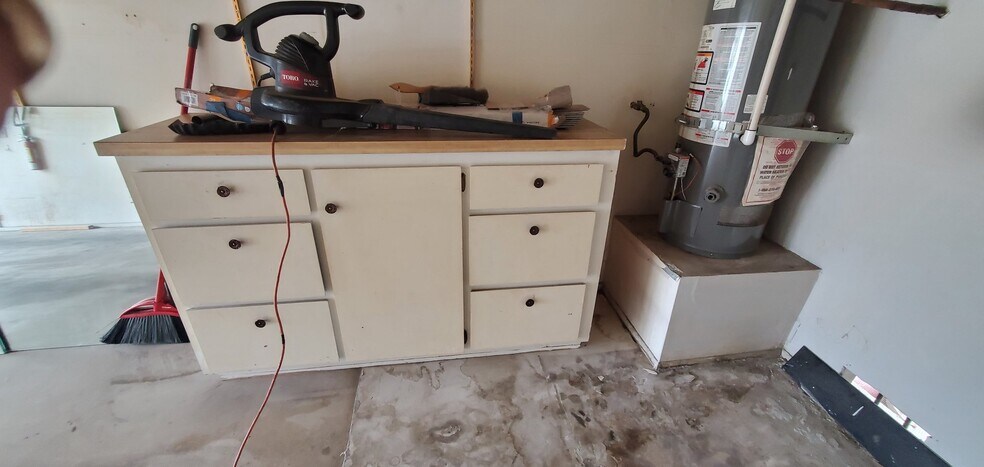 Building Photo - 1832 Pueblo Dr