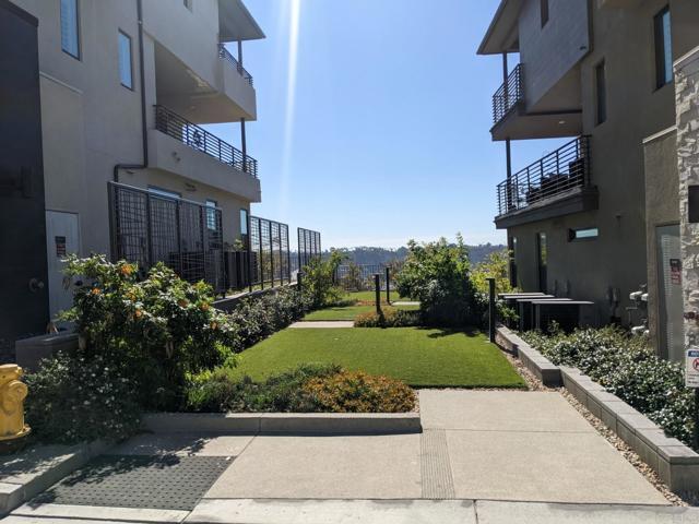 Building Photo - 2950 Via Alta Pl