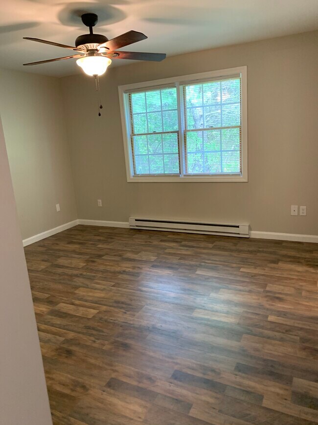 Building Photo - 75 Halifax St