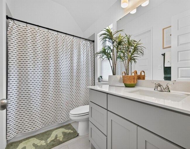 Building Photo - 19302 Seabiscuit Stable Trl