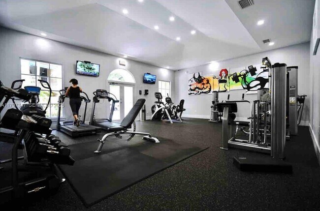 Building Photo - 19701 E Country Club Dr