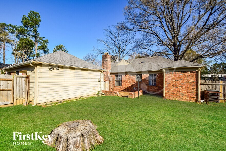 Building Photo - 5117 Scrivener Dr