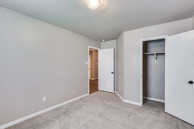 Building Photo - 17006 Marlin Spike Way