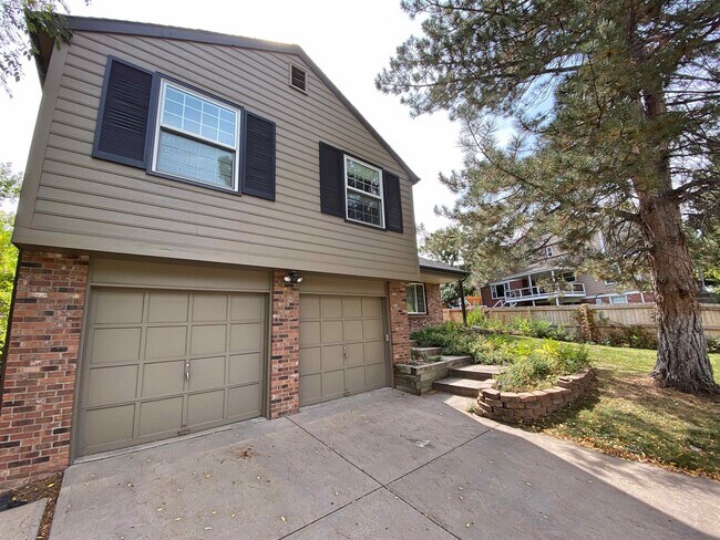 Building Photo - 7446 S Hudson Way