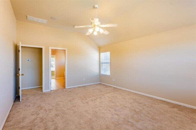 Building Photo - 9329 Castle Pines Dr