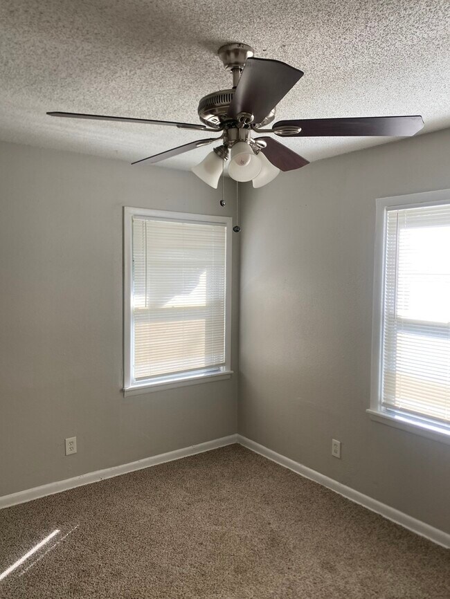 Building Photo - 4947 Corrigan Dr