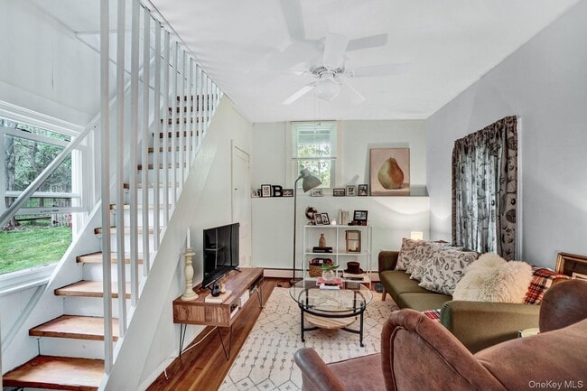 Building Photo - 2 Mine Hill Rd