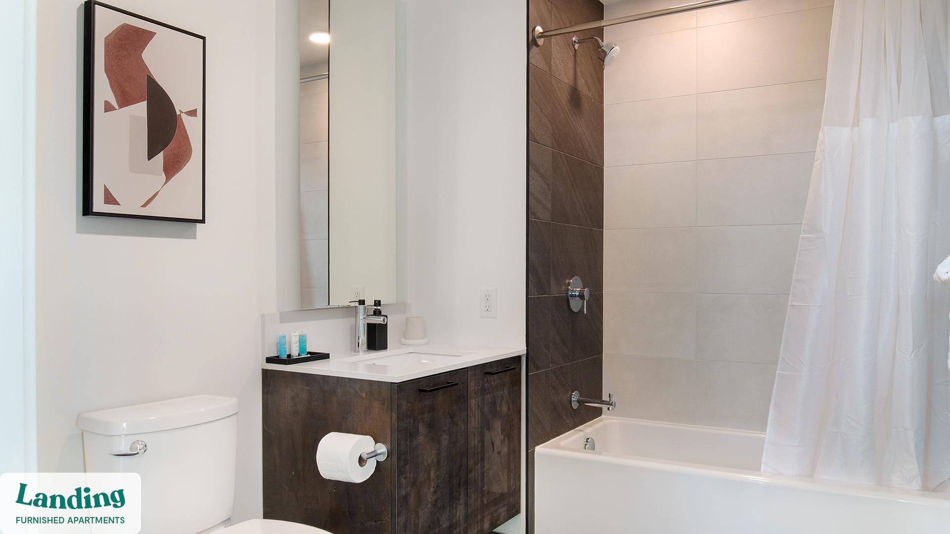 Building Photo - 632 Howard Rd SE