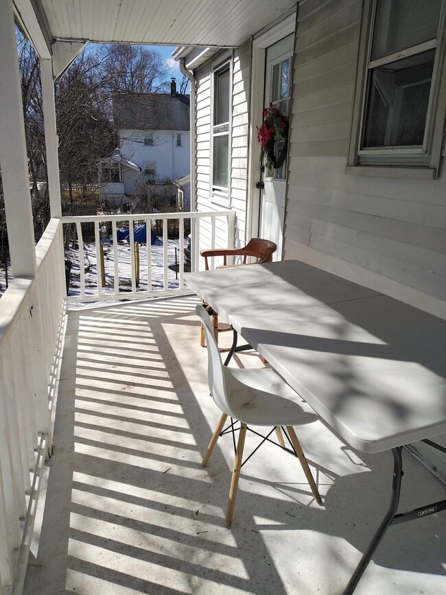 Balcony - 5 Pomeroy Pl