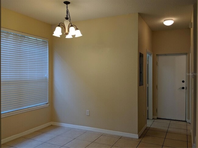 Building Photo - 6512 S Goldenrod Rd