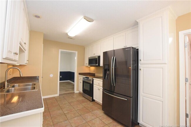 Building Photo - 57 Cutter Cir