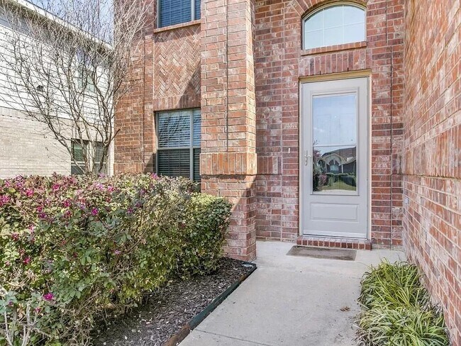 Building Photo - 13212 Alyssum Dr