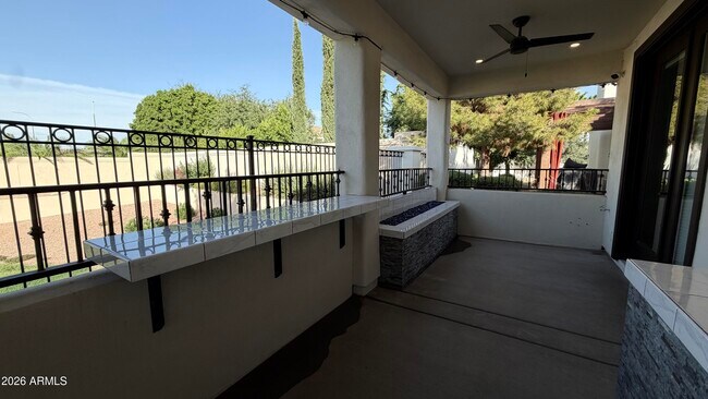 Building Photo - 1777 W Ocotillo Rd