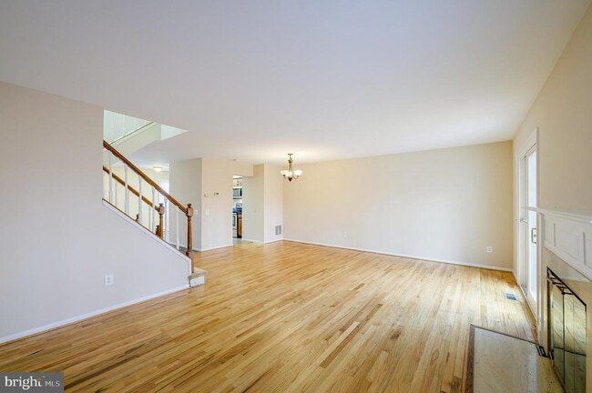 Building Photo - 1831 Tufa Terrace