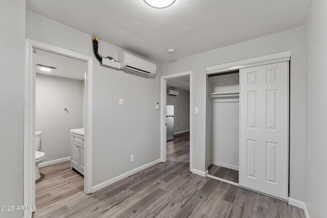 Building Photo - 3025 N 32nd St