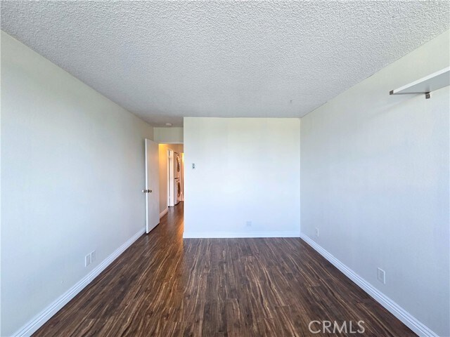 Building Photo - 4170 Elm Ave