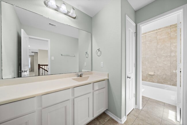 Building Photo - 2812 Pranzo Ln