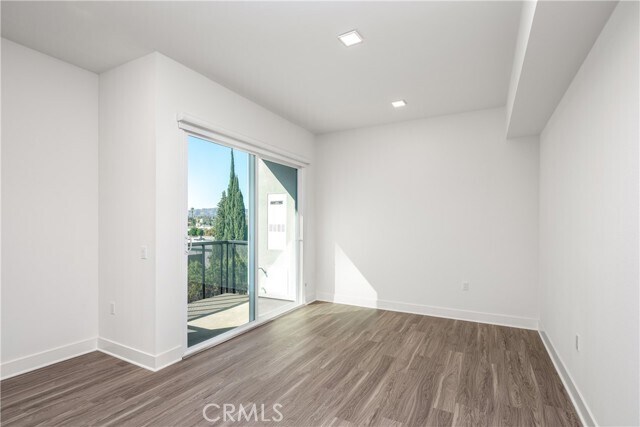 Building Photo - 6800 Variel Ave