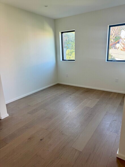 Building Photo - 2520 5th St