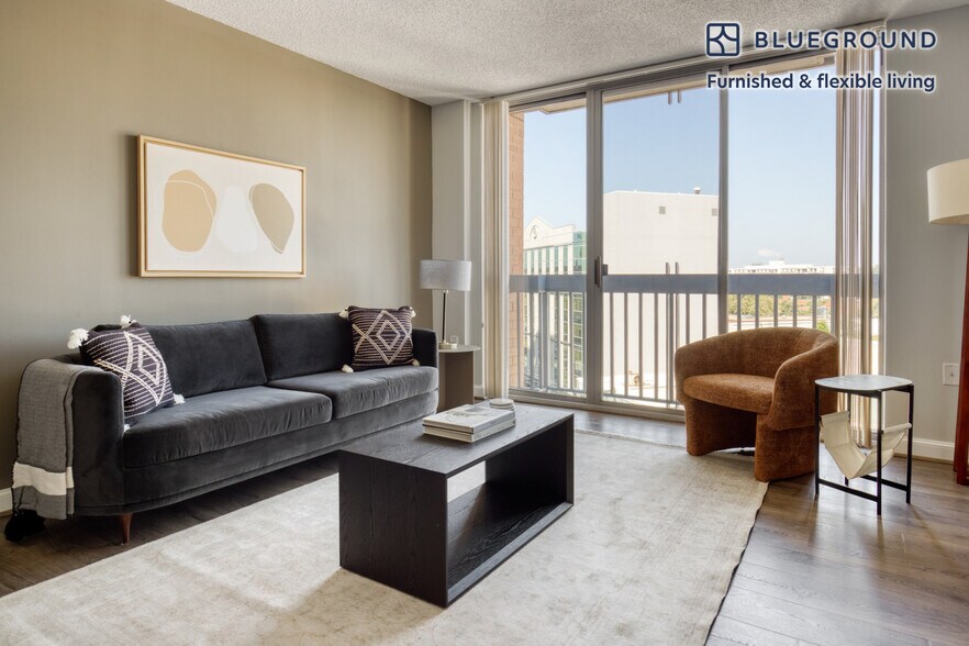 Building Photo - 4835 Cordell Ave