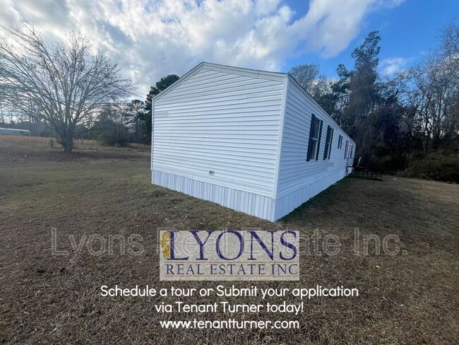 Building Photo - 503 Chamblee Dr