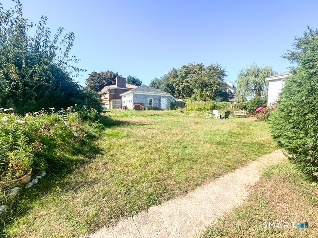 Building Photo - 179 Montauk Ave