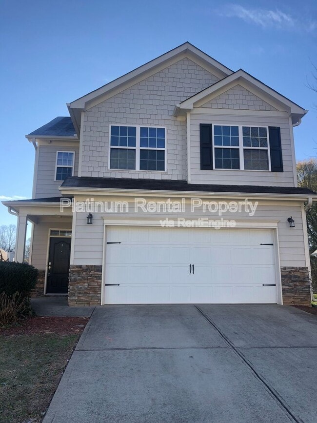 Building Photo - 6583 Silk Tree Pointe