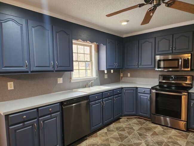 Building Photo - 7816 Cheatham Ford Rd