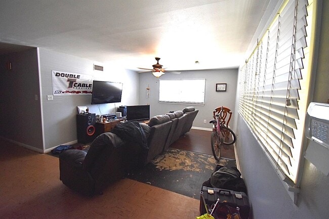 Building Photo - 2802 54th St