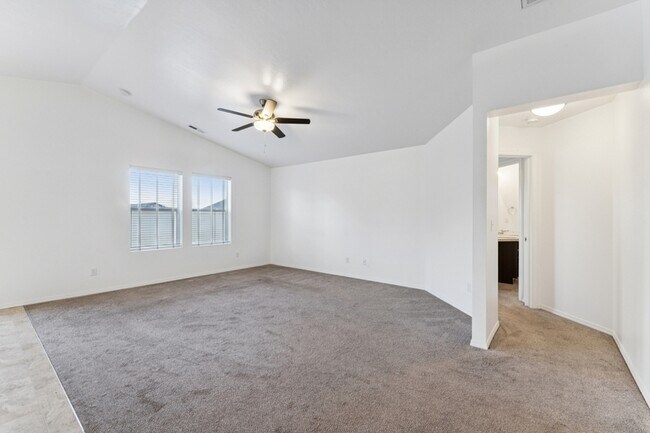 Building Photo - 11416 W Colorado River St