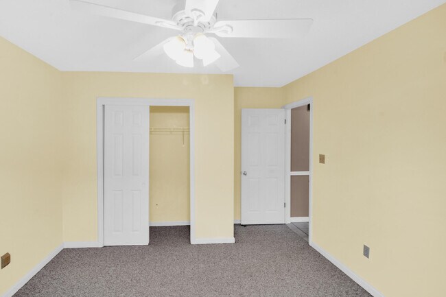 Building Photo - 2232 Fulva Dr