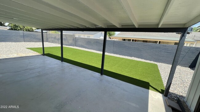 Building Photo - 3232 E Emile Zola Ave