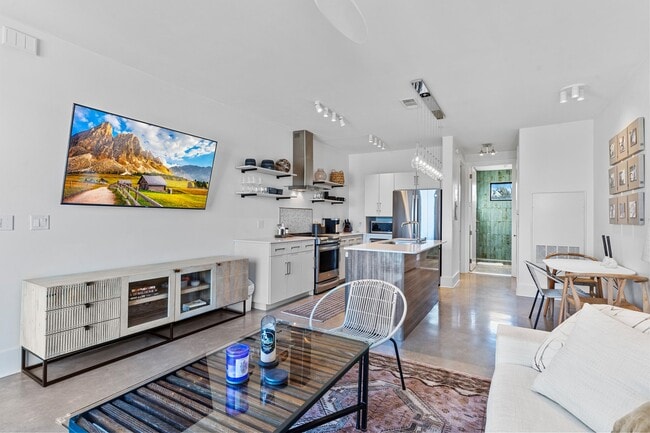 Primary Photo - 510 All Saints St