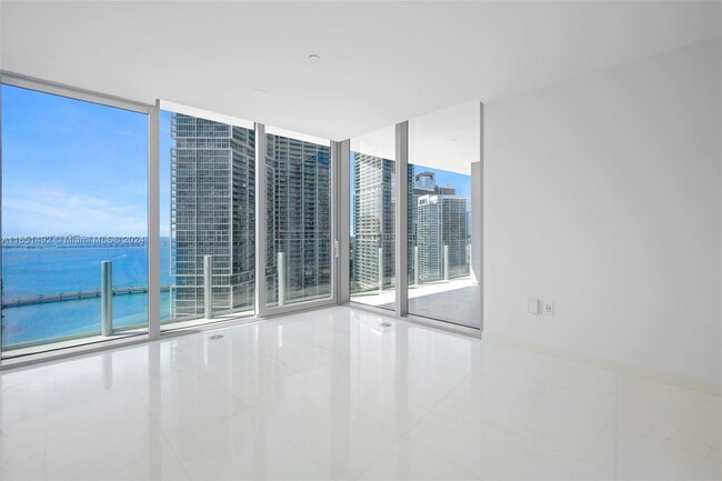 Building Photo - 300 Biscayne Blvd Way